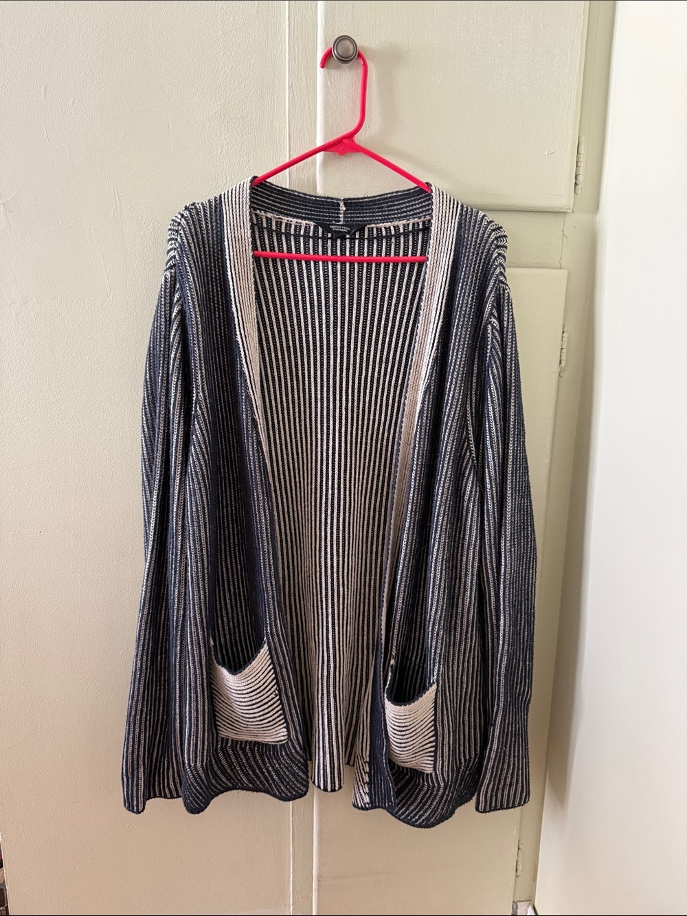 Vera Wang Cardigan